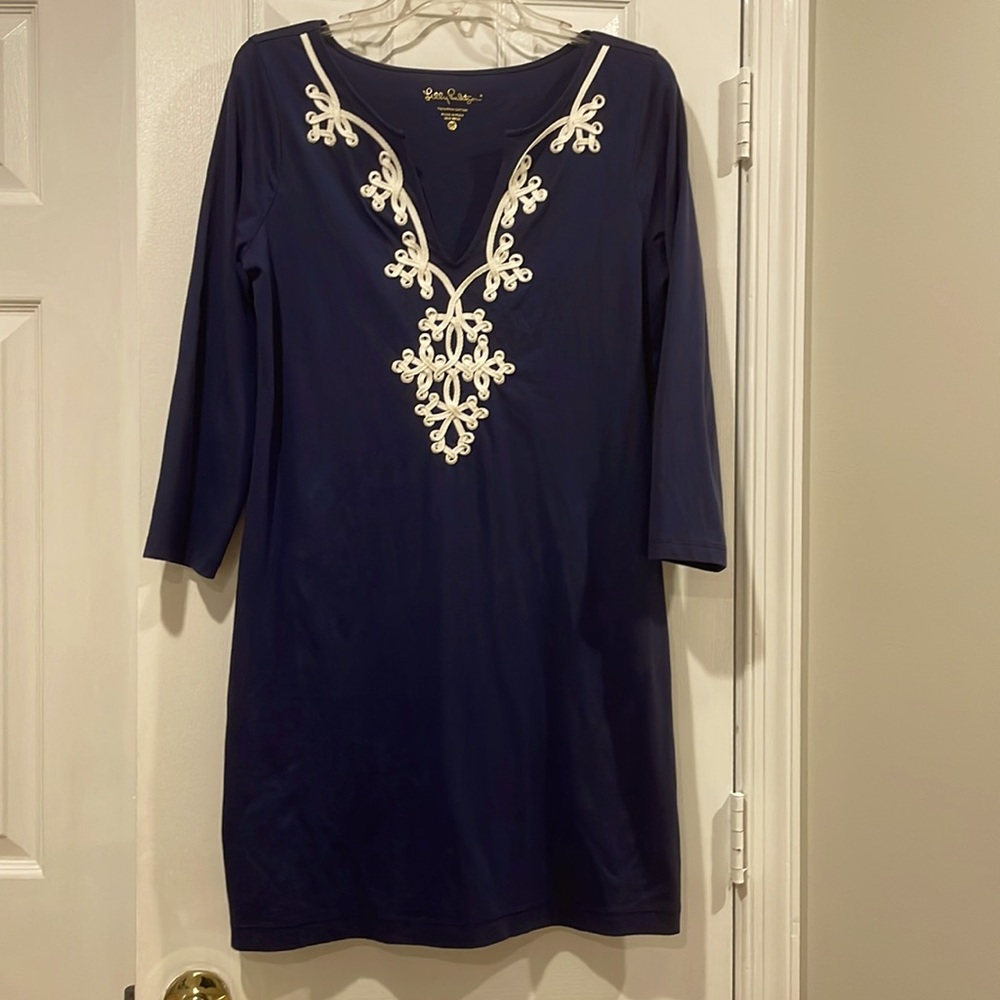 Never worn new Lilly dress navy and white accent size M